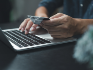 Crucial strategies for building a winning digital wallet app